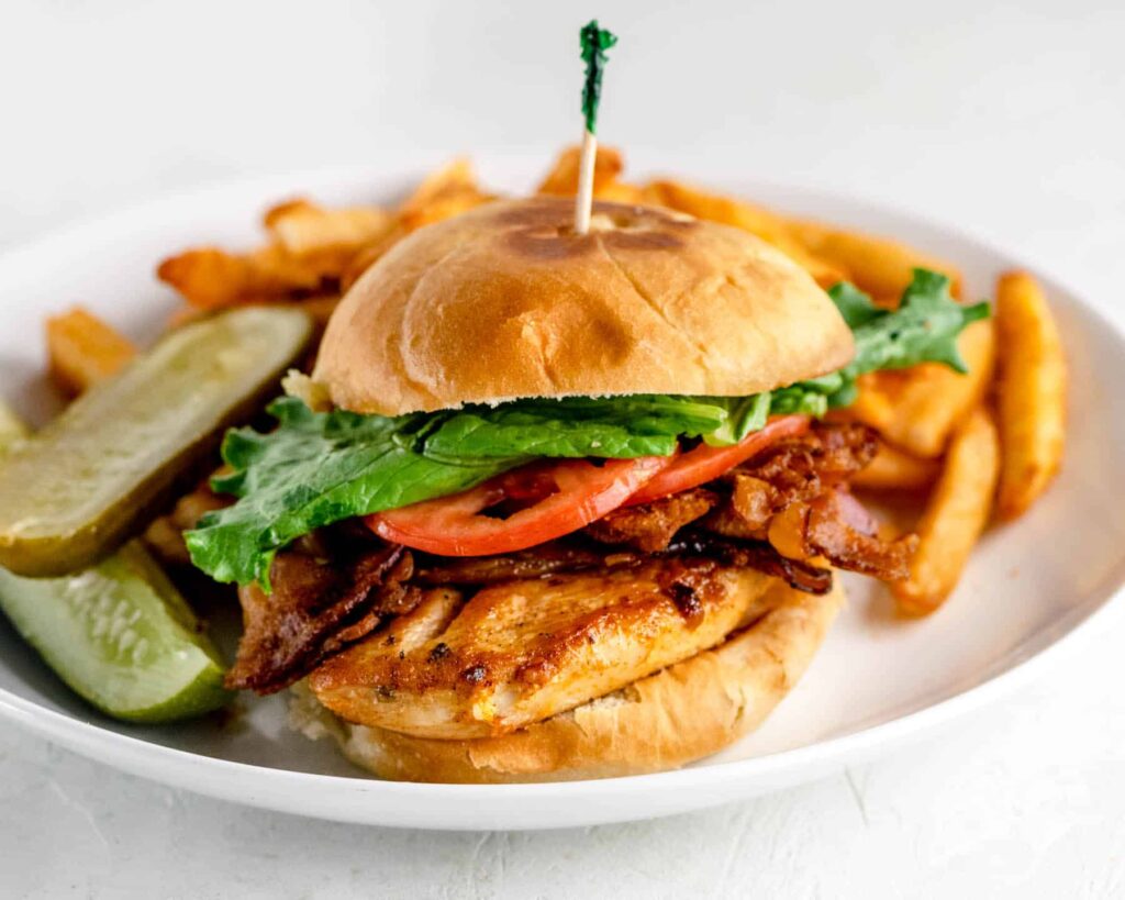 Grilled Chicken with bacon, lettuce and tomato with fries